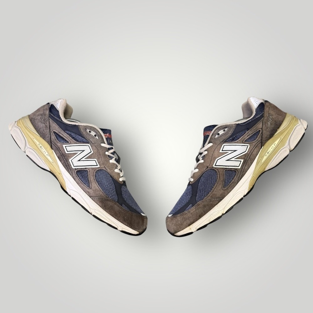 New Balance 990v3 Made in‎ USA Mens 11.5 Navy Brown Suede Sneakers